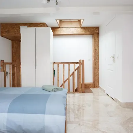 Апартаменты Bat C 1ere Etage Gauche Duplex *